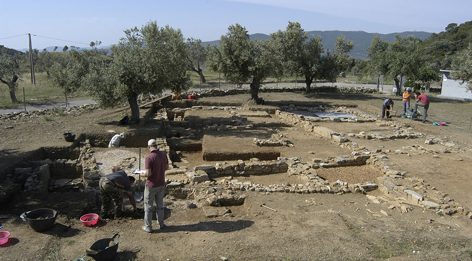 Kalaureia excavation 20121